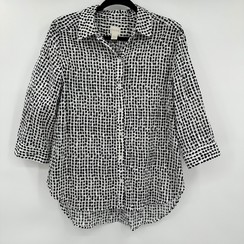 Chico's Button Down White with Black Dots 3/4 Sleeve‎ Lightweight Shirt Sz Large